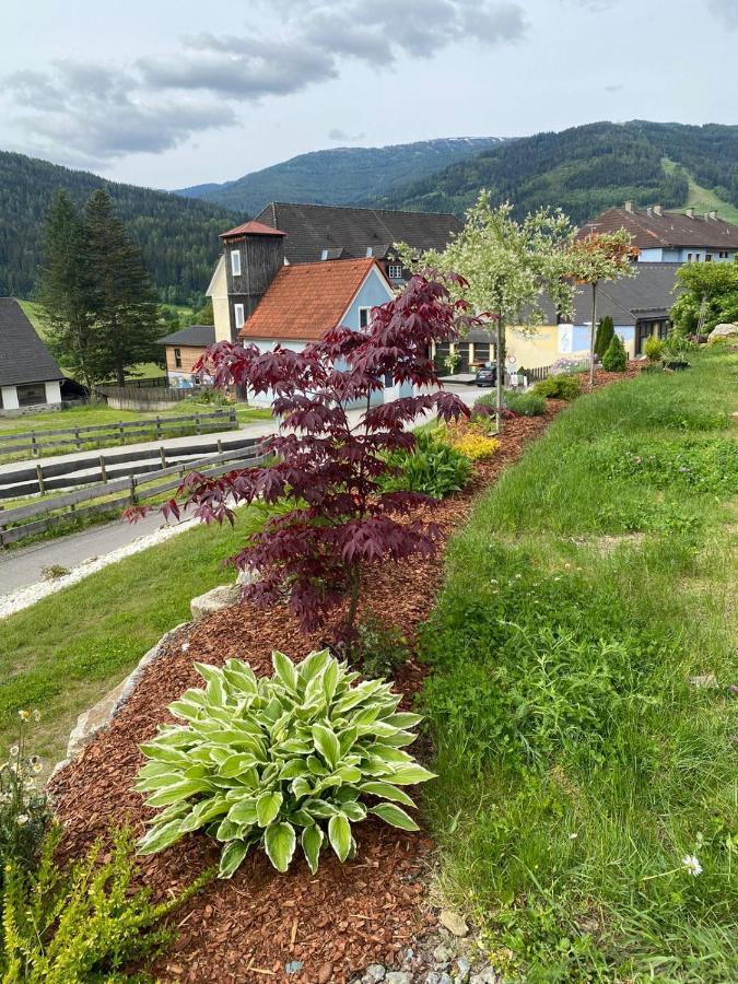 Kreischblick Apartment Sankt Georgen ob Murau Bagian luar foto